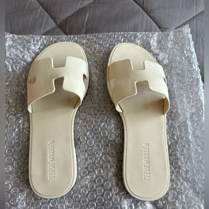 Steve Madden Hadyn Bone color size 6